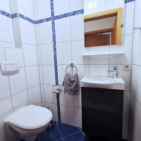 Apartment 06 *
